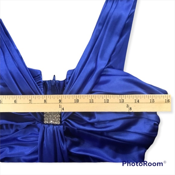 MASQUERADE PROM/SPECIAL OCCASION DRESS - Picture 4 of 7